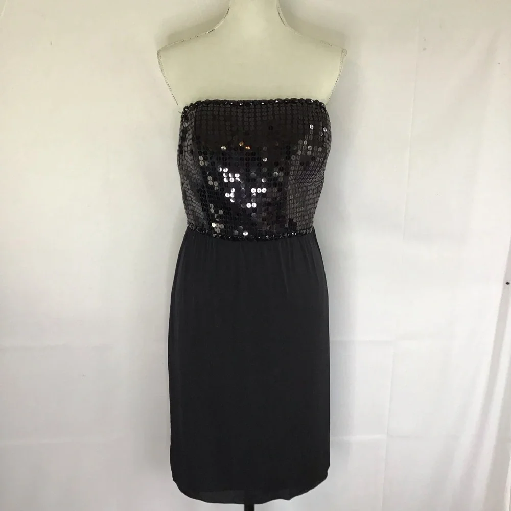 antonio melani black dress If you're in search for the perfect dress, you're in luck. The Stella is for you. #onlyatdillards #dillardsexlcusive #antoniomelani line silhouette Antonio Melani Isabella Square Neck